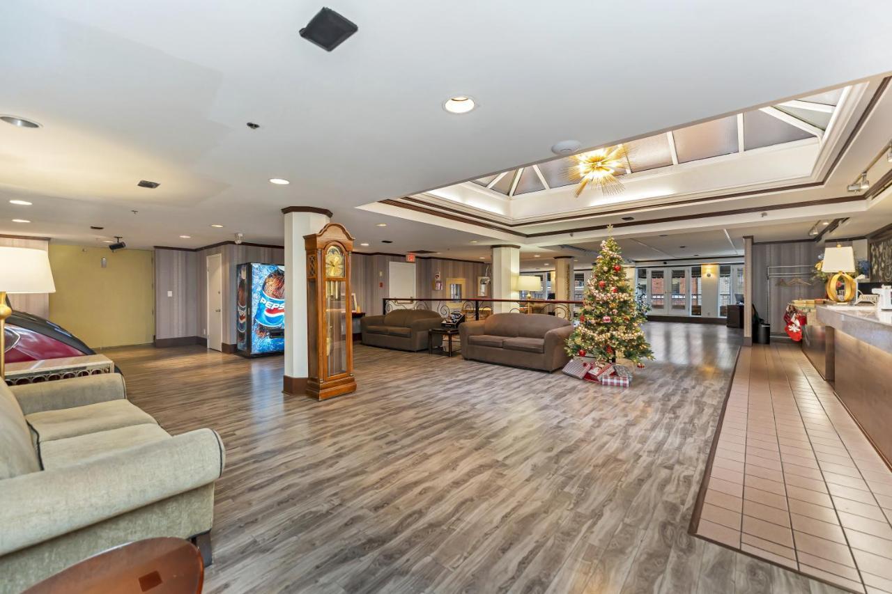 The Bedford Regency Hotel Victoria Bagian luar foto