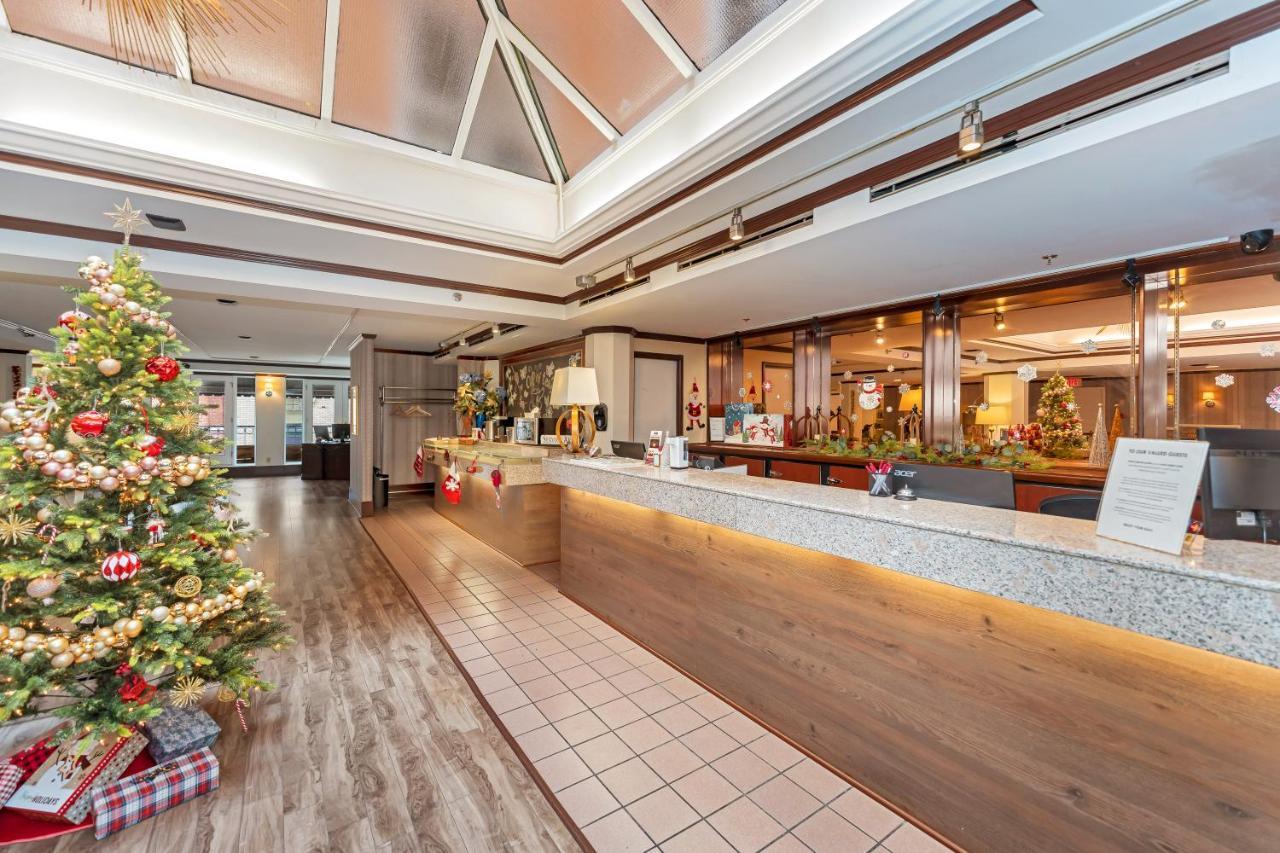 The Bedford Regency Hotel Victoria Bagian luar foto