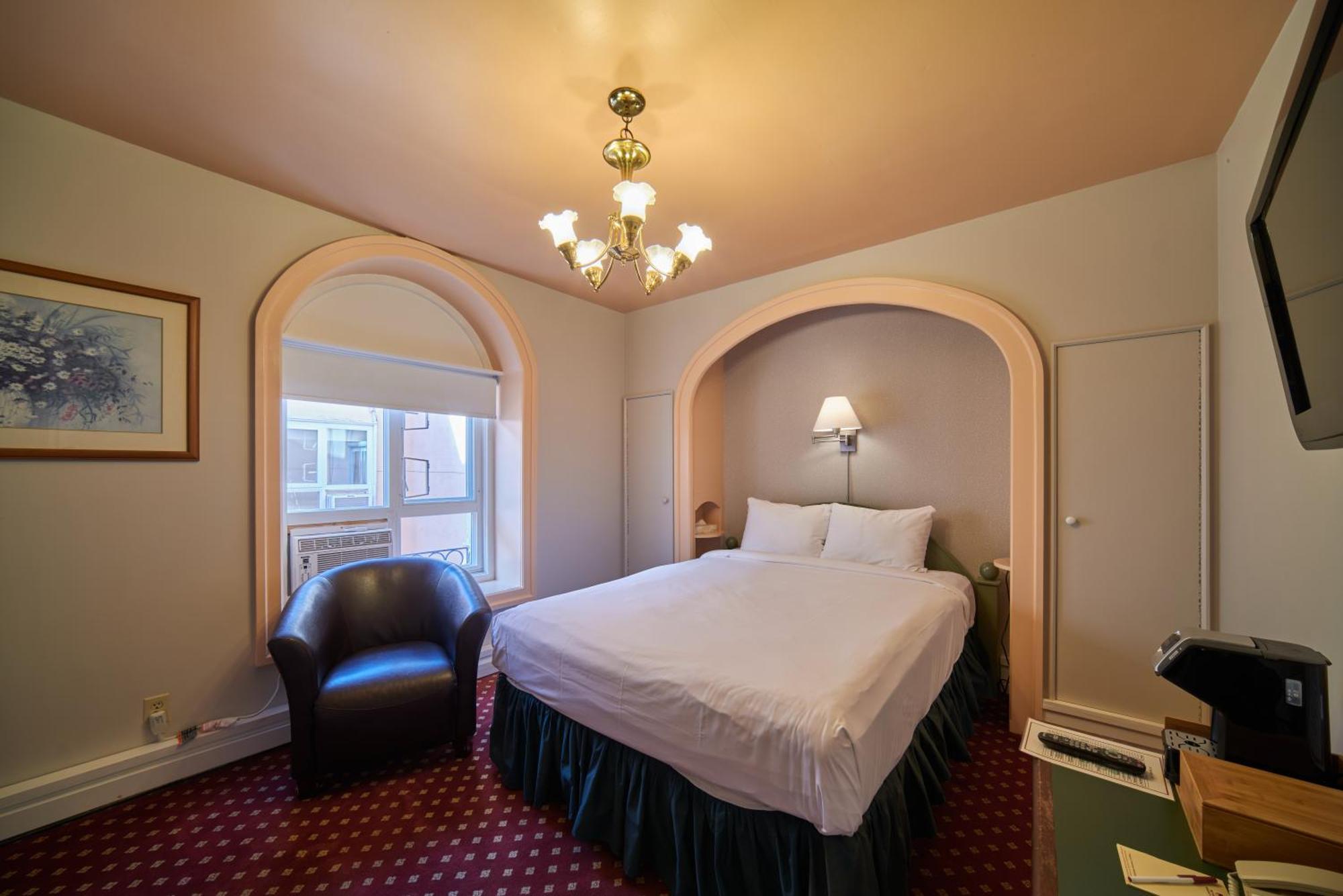 The Bedford Regency Hotel Victoria Bagian luar foto