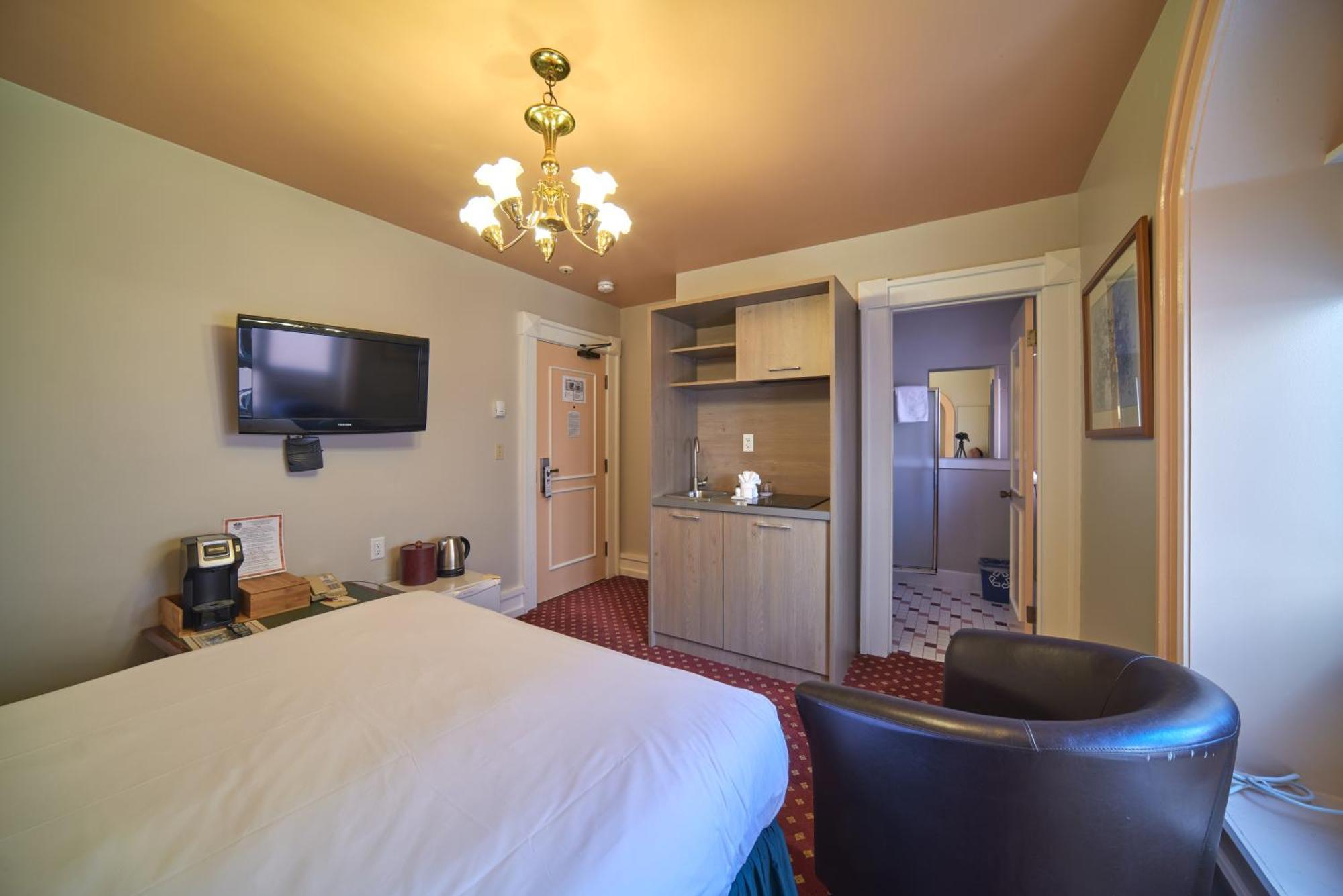 The Bedford Regency Hotel Victoria Bagian luar foto