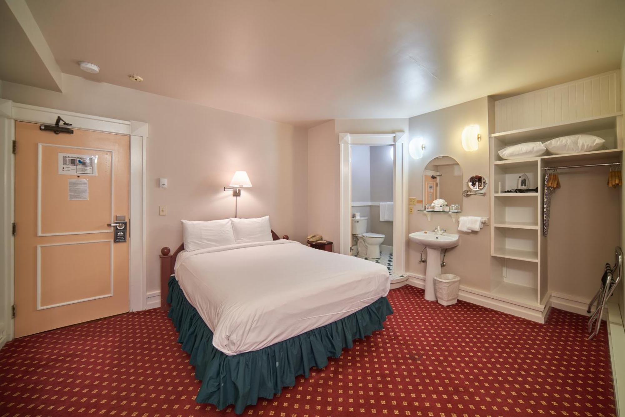 The Bedford Regency Hotel Victoria Bagian luar foto